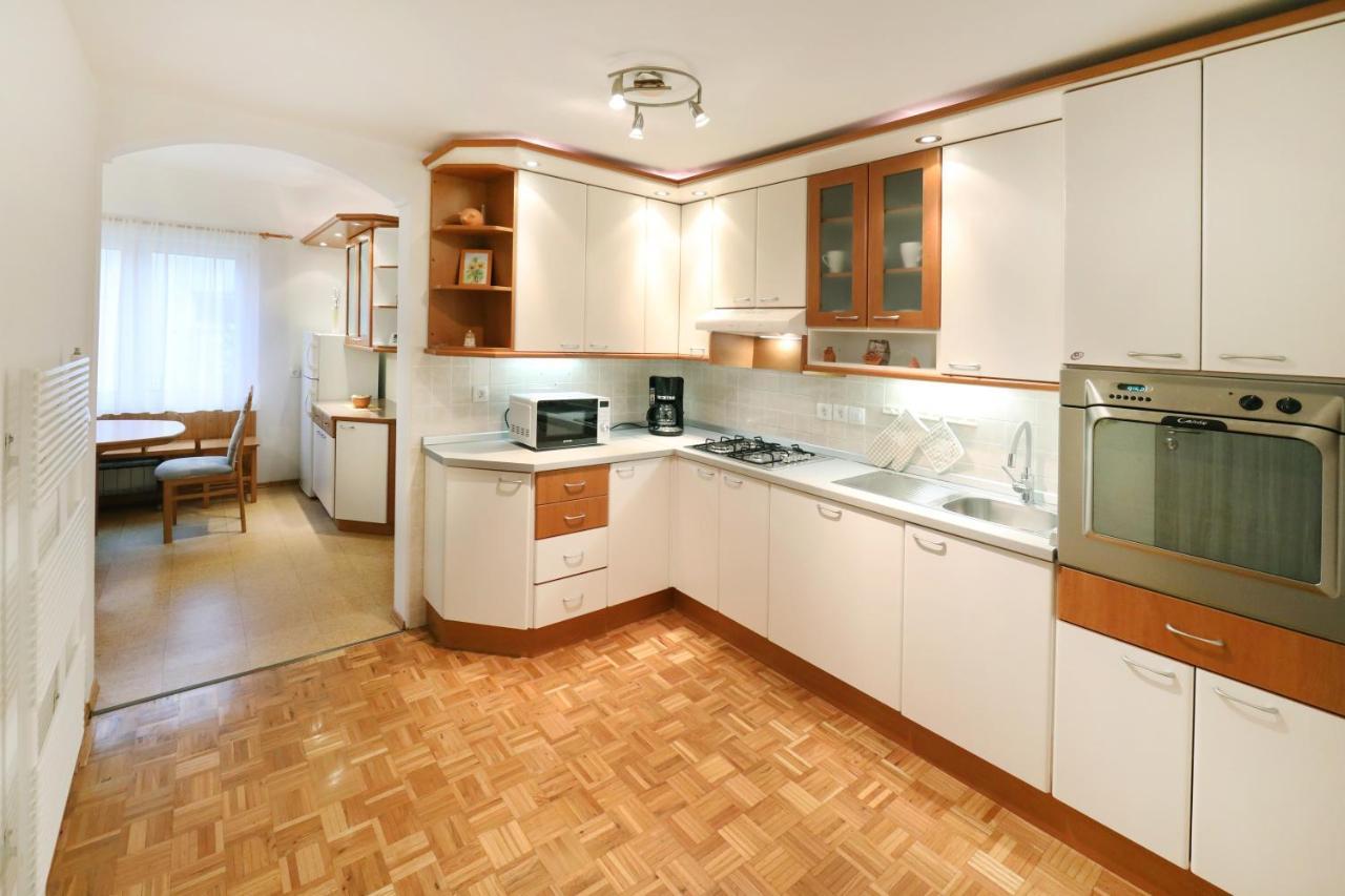 Apartma Vila Zigmund Cerknica Exteriör bild