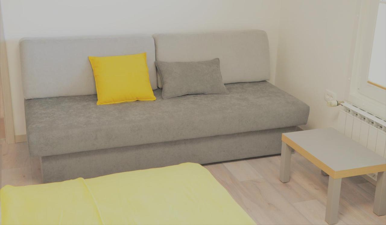 Apartma Vila Zigmund Cerknica Exteriör bild